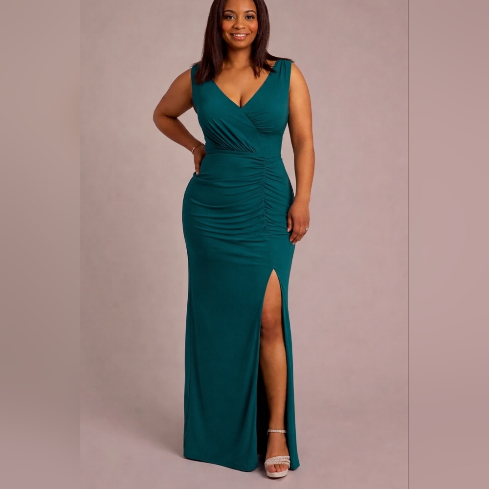 David's Bridal - Teal V-Neck Ruched Maxi Dress with Side Slit - Size 16
